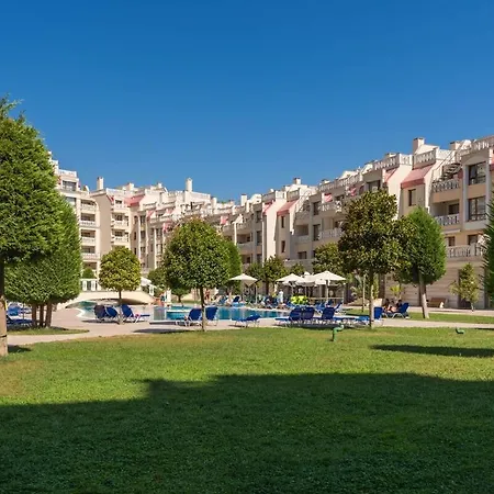 Seaside Bliss דירה וארנה